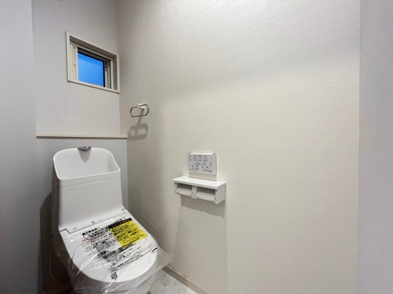 久留米市北野町 新築一戸建て 2号地モデルハウス：トイレ