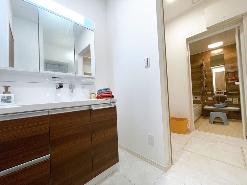 5号地モデルハウス：洗面室と脱衣室は独立しているので使いやすい！