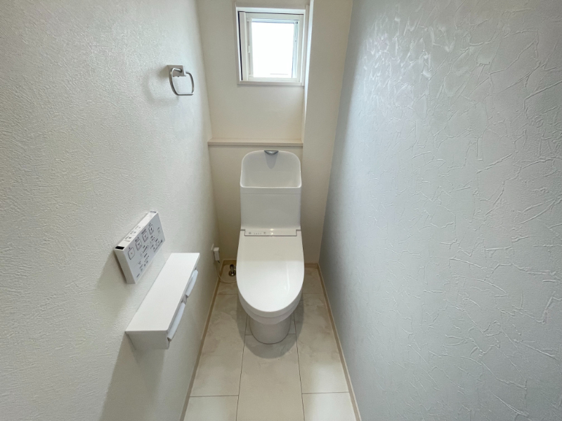 久留米市北野町 新築一戸建て 1号地モデルハウス：トイレ