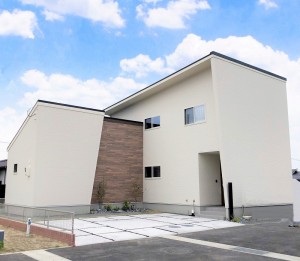 熊本市西区中島町　新築一戸建て　５号地モデルハウス外観