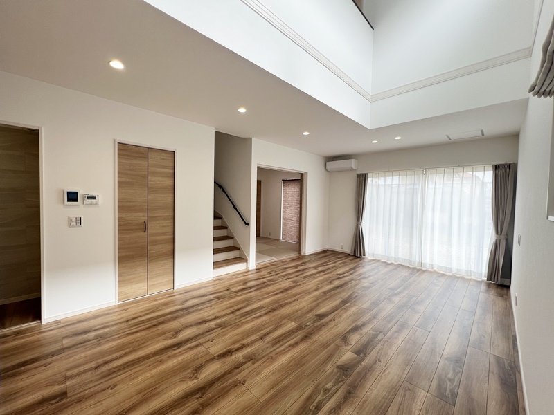 熊本市中央区出水　新築一戸建て　2号地モデルハウス【和室とつづいているのでより広く開放感を感じることのできるLDK！】