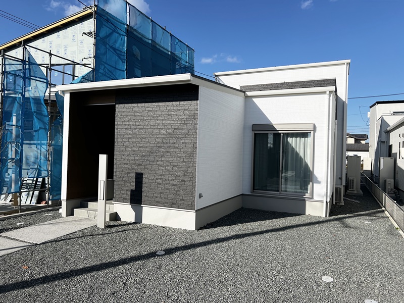 熊本市南区八分字町　新築一戸建て　4号地モデルハウス【ホワイトを基調としたシンプルなデザインのモデルハウス】