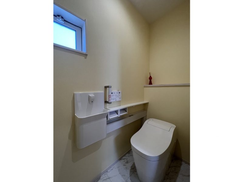 3号地　1階はPanasonicのアラウーノタンクレストイレを採用！あったら嬉しい手洗器付きです！